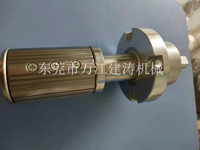 小氣脹軸