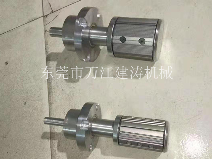 小氣脹軸