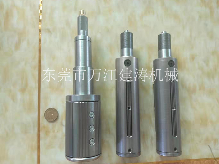 小氣脹軸